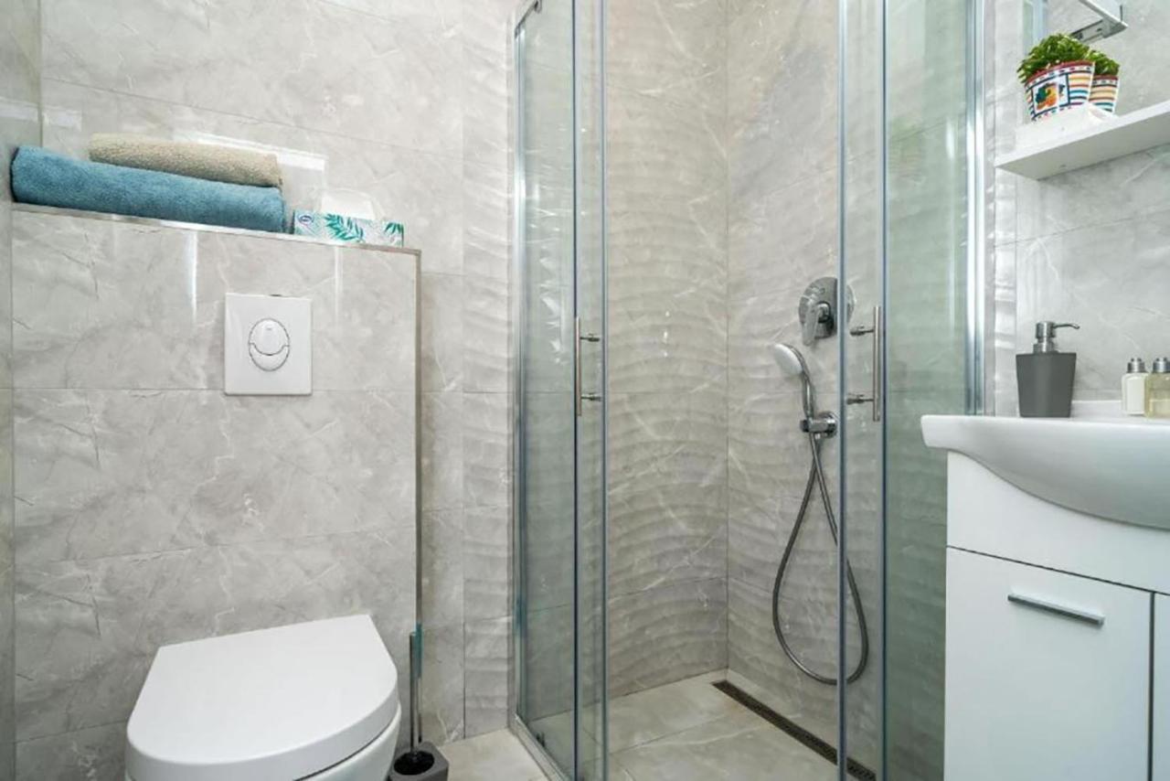 Apartment Matej Mokošica Esterno foto